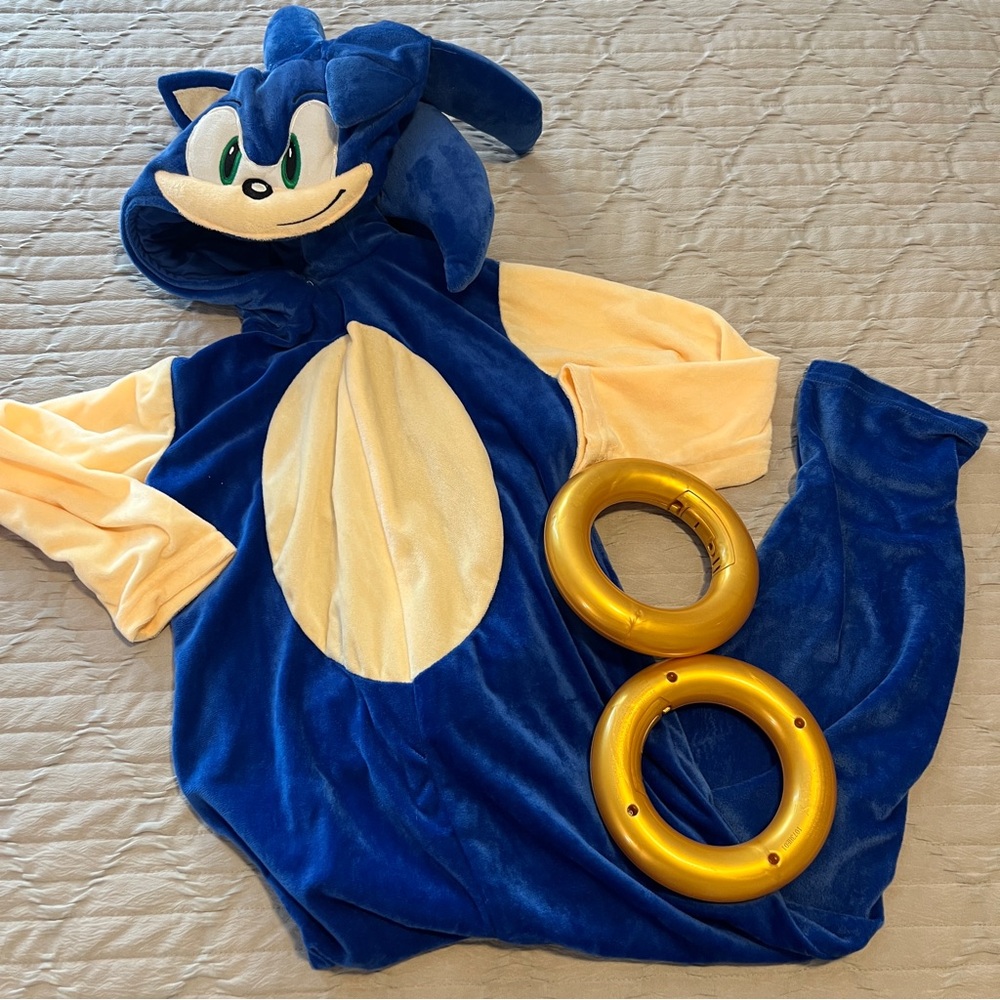Sonic kids costume size small